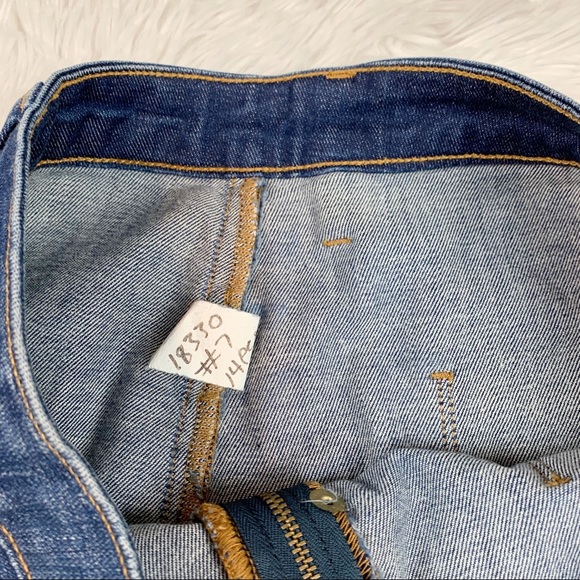 Frame Le Antibes denim a-line mini Skirt in Lucia blue with button details - Picture 10 of 10